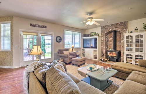 McMinnville House | 304 m² House ∙ 5 bedrooms ∙ 13 guests