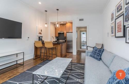 Back Bay West Apartment | 304 Newbury Street by Thatch