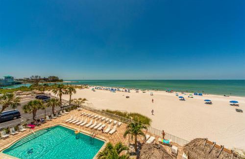 Madeira Beach House | 304 Sandy Shores Condos