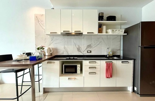 Patong Condo | 307 - Cozy Studio Free Shuttle To Patong Beach