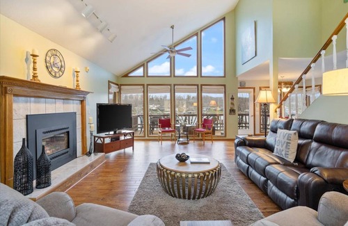 Gravois Mills House | 307 m² House ∙ 4 bedrooms ∙ 14 guests