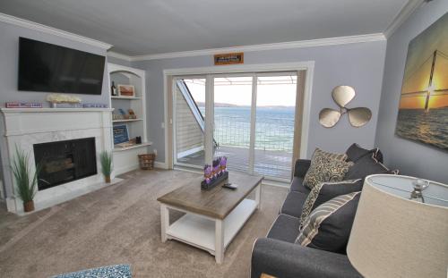 Boyne City House | 307 Water Street Inn