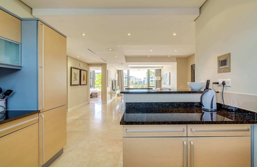 Victoria and Alfred Waterfront Apartment | 308 Juliette on the Waterfront Marina
