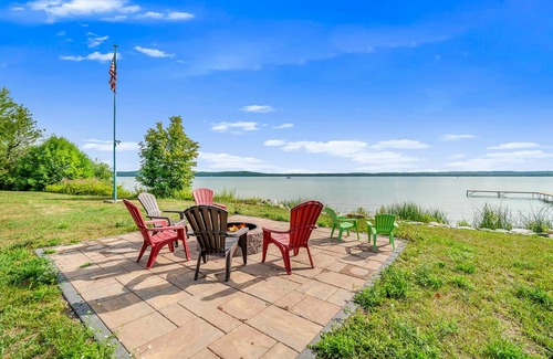 Lake Township House | 308 m² House ∙ 4 bedrooms ∙ 10 guests