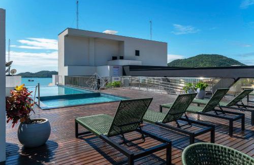 Centro Apartment | 309 Suíte em Localização Incrível Praia de Bombinhas a 120m
