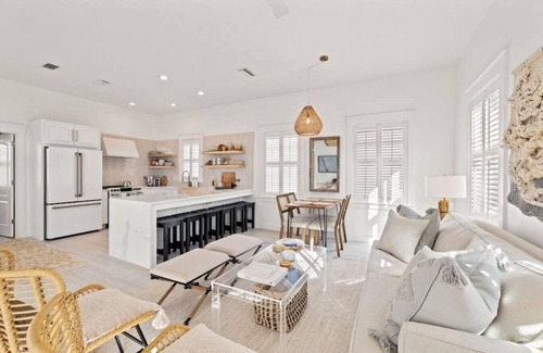 Rosemary Beach House | 30A Beach Villa-Steps to Beach! Dogs,Peloton,Bikes