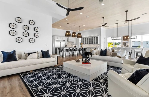 Gulfview Heights House | 30A Born 2 Beach by AvantStay | Heated Pool, Outdoor Kitchen, Golf Cart + Bikes