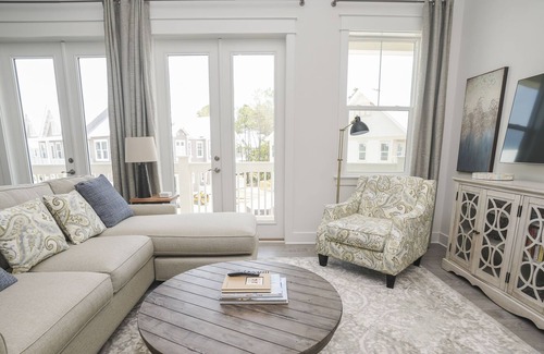 Panama City Beach House | 30A Emerald Coast Retreat - Beach, 2 Pools - Golf Cart Incl, 4 Bikes,