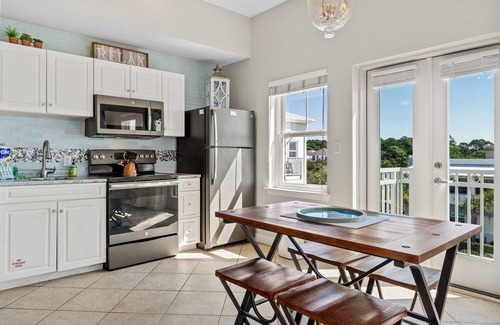 Gulf Place Condo | 30a Gulf Place Condo! Beach View, Pool, Hot Tub, Tennis & Pickle Ball Courts.