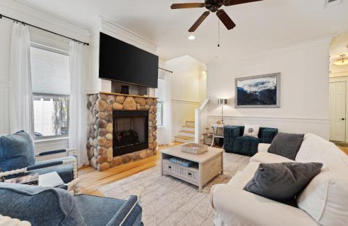 Grayton Cove House | 30A Pet Friendly Beach House - Saltwater Cottage by Panhandle Getaways