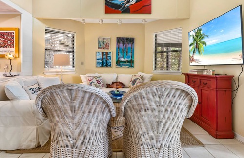 Seagrove Beach Condo | 30a Townhome on canal to Eastern Lake! 4 Blks to Beach! Screened Porch, Dock.