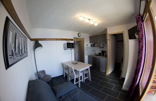 Val-Thorens Apartment | 30M apartment renovated in late 2015, quiet residence, 2 bedrooms, great view!