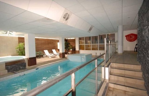 Eaux-Bonnes Apartment | 30m from resort center, 3rd floor, view ski slopes, fitness, swimming pool, sauna, tv, ski locker