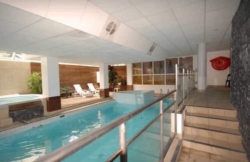 Eaux-Bonnes Apartment | 30m from resort center, 2nd floor, view ski slopes, fitness, swimming pool, sauna, tv, ski locker