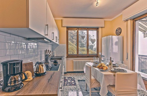 Gonte Apartment | 3½-room apartment with terrace, balcony and fantastic lake view