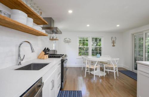 West Chatham House | 31 Bayview Street Chatham Cape Cod- -The Way Home