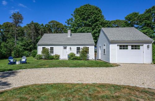 West Chatham House | 31 Bayview Street Chatham Cape Cod- -The Way Home
