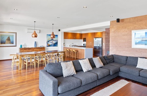 Exmouth House | 31 Inggarda Lane - impressive home in the Marina