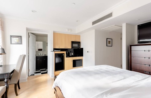 Central Park South Condo | 31 m² Condo ∙ 1 bedroom ∙ 2 guests