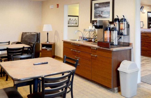Brookings Hotel | 31 m² Hotel ∙ 5 guests