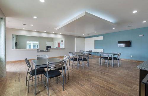 Barrett Hotel | 31 m² Motel ∙ 4 guests