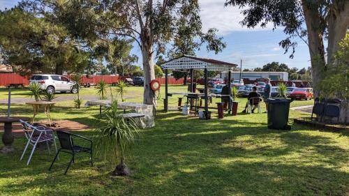 Gilgandra Hotel | 31 m² Motel ∙ 8 guests