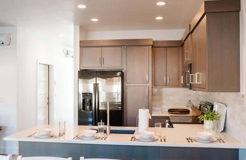 St. George Condo | 31| The Gem at the Vue in St George with Community Pool