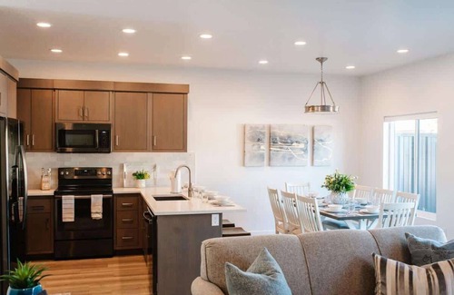 St. George Condo | 31| The Gem at the Vue in St George with Community Pool