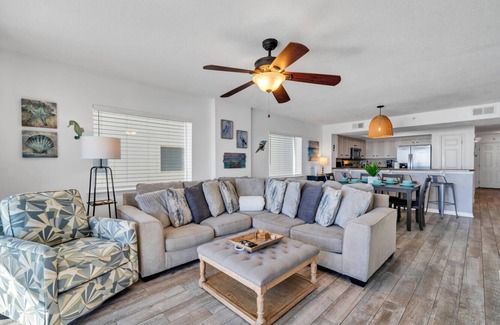 Fort Walton Beach Condo | 310 | Free Beach Service + 2 Pools + Huge Balcony!