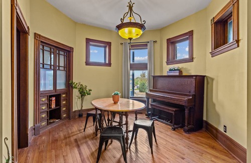 Lafayette Square House | 311 m² House ∙ 5 bedrooms ∙ 10 guests