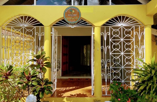 IronShore Estates House | 316 m² House ∙ 5 bedrooms ∙ 13 guests
