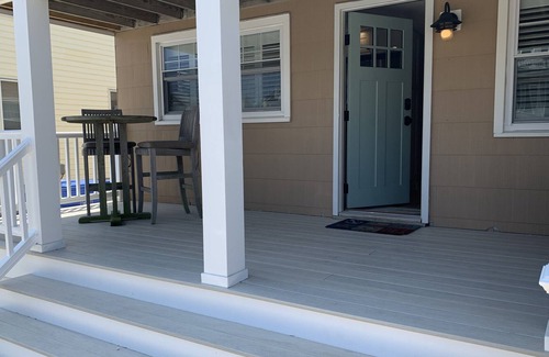 South Beach Haven House | 318 Leeward Ave - Unit 1