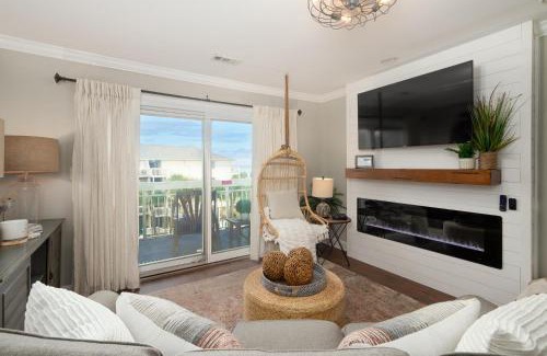 North Forest Beach Villa | 319 Breakers