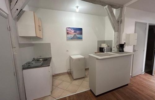 Chartres Apartment | 32 Centre ville - Drouaise - 4 couchages