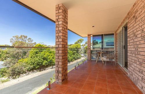 Forster House | 32 Daphne Street