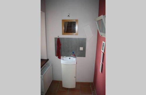 Lobbes Apartment | 32 m² Apartment ∙ 1 bedroom ∙ 3 guests