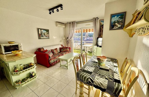 Le Lavandou Apartment | 32 m² Apartment ∙ 1 bedroom ∙ 4 guests