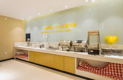 Qingxiu Hotel | 32 m² Hotel ∙ 3 bedrooms ∙ 10 guests