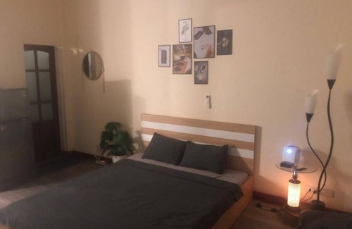 Hang Trong House | 32 m² House ∙ 1 bedroom ∙ 2 guests