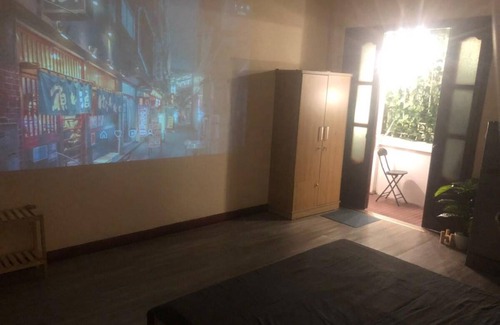 Hang Trong House | 32 m² House ∙ 1 bedroom ∙ 2 guests