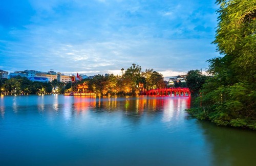 Hang Trong House | 32 m² House ∙ 1 bedroom ∙ 2 guests