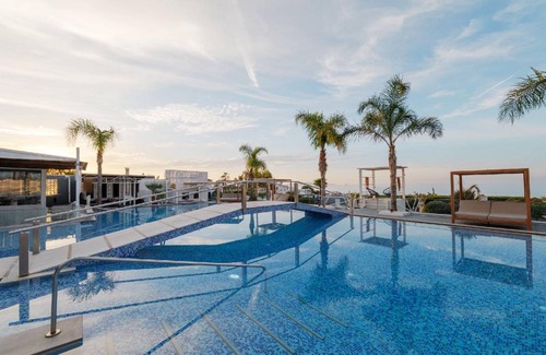 Anissaras House | 320 m² House ∙ 4 bedrooms ∙ 10 guests