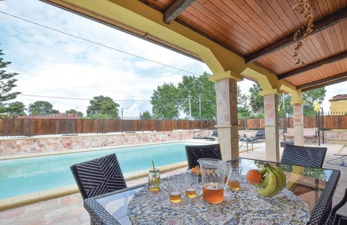 Mondragone House | 320 m² House ∙ 5 bedrooms ∙ 9 guests
