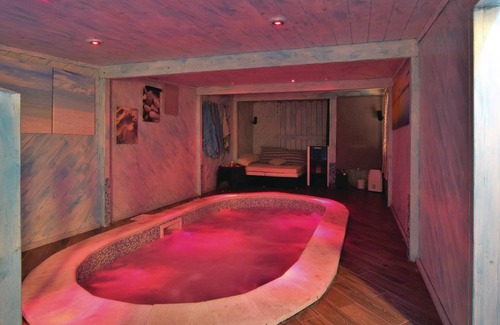 Mondragone House | 320 m² House ∙ 5 bedrooms ∙ 9 guests