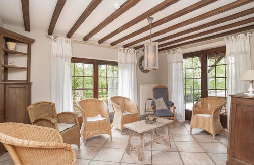 Weris House | 320 m² House ∙ 6 bedrooms ∙ 17 guests