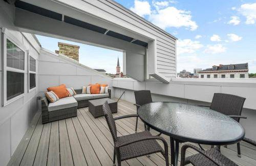 Over-the-Rhine House | 320 m² House ∙ 5 bedrooms ∙ 16 guests