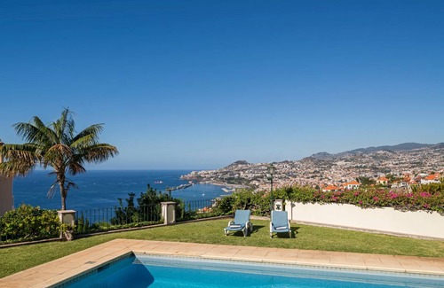 Sao Goncalo Villa | 320 m² Villa ∙ 4 bedrooms ∙ 8 guests