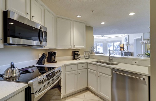 Palmetto Dunes Condo | 3209 Windsor Court South - Beautiful Panoramic Oceanfront Views!