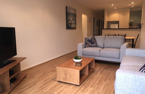 Cowes Apartment | 321 @ Waves Phillip Island. FREE WIFI & LINEN