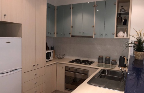 Cowes Apartment | 321 @ Waves Phillip Island. FREE WIFI & LINEN